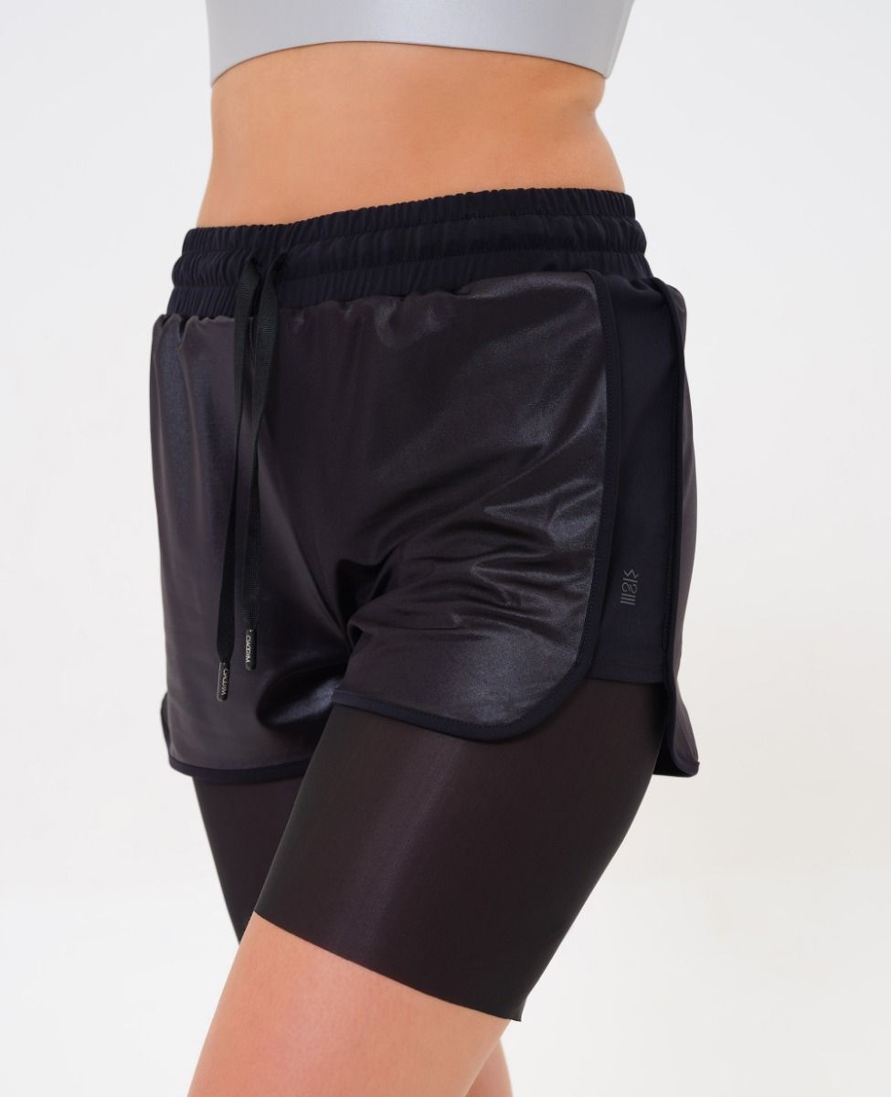 main product photo Daring Shorts Nero