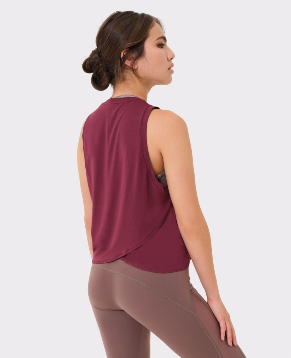 main product photo Daring Top Bordeaux