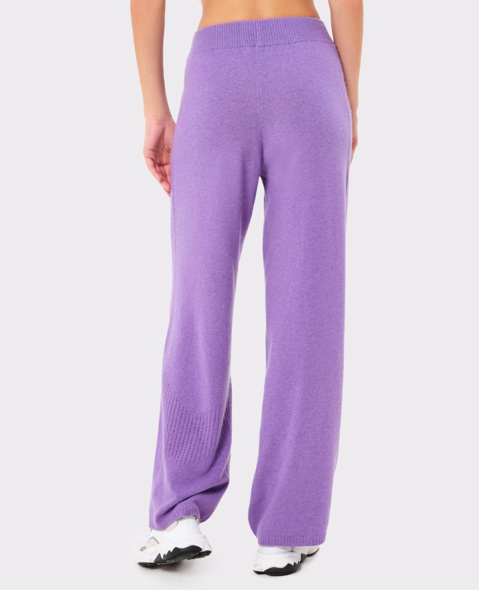 main product photo Merino Pants Lilac