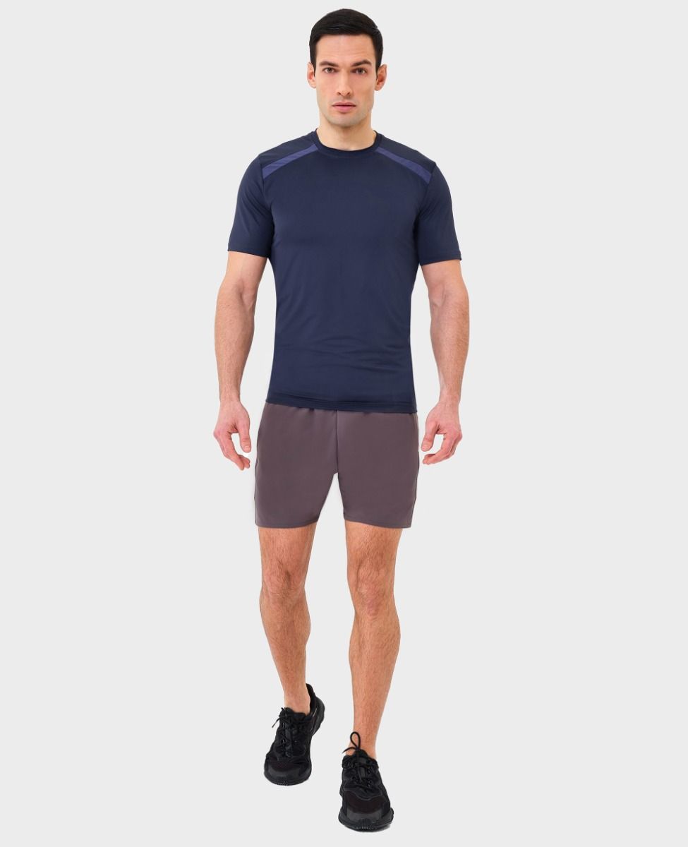 main product photo Essential Glow T-Shirt Deep blue