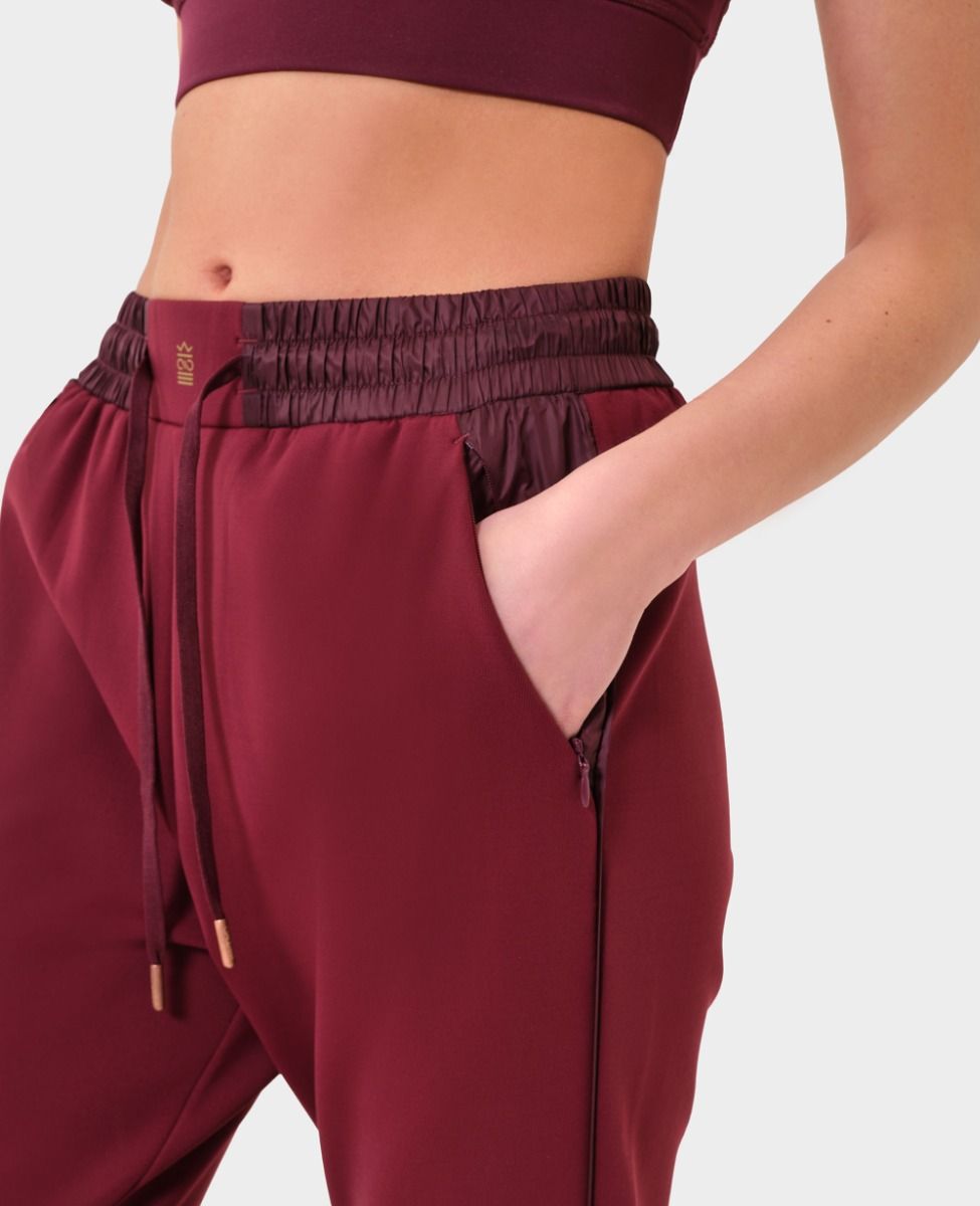 main product photo All Over Me Joggers Bordeaux