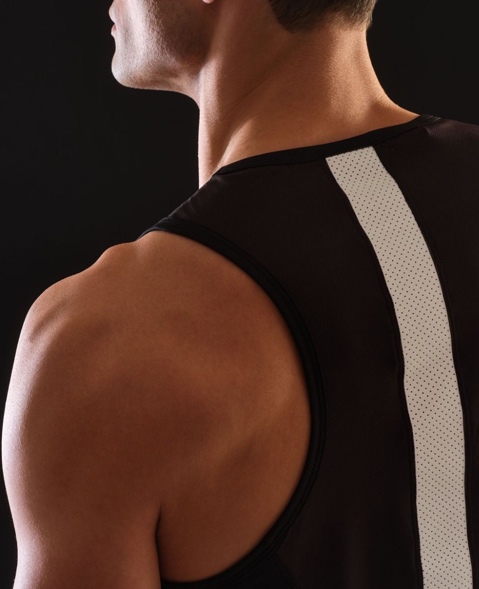 main product photo Essential Glow Tank Top Black