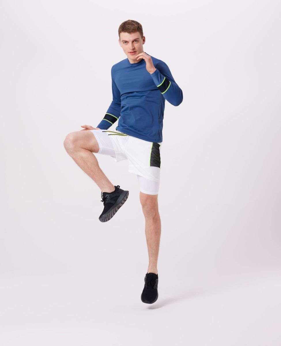 main product photo Daring T-Shirt Deep blue