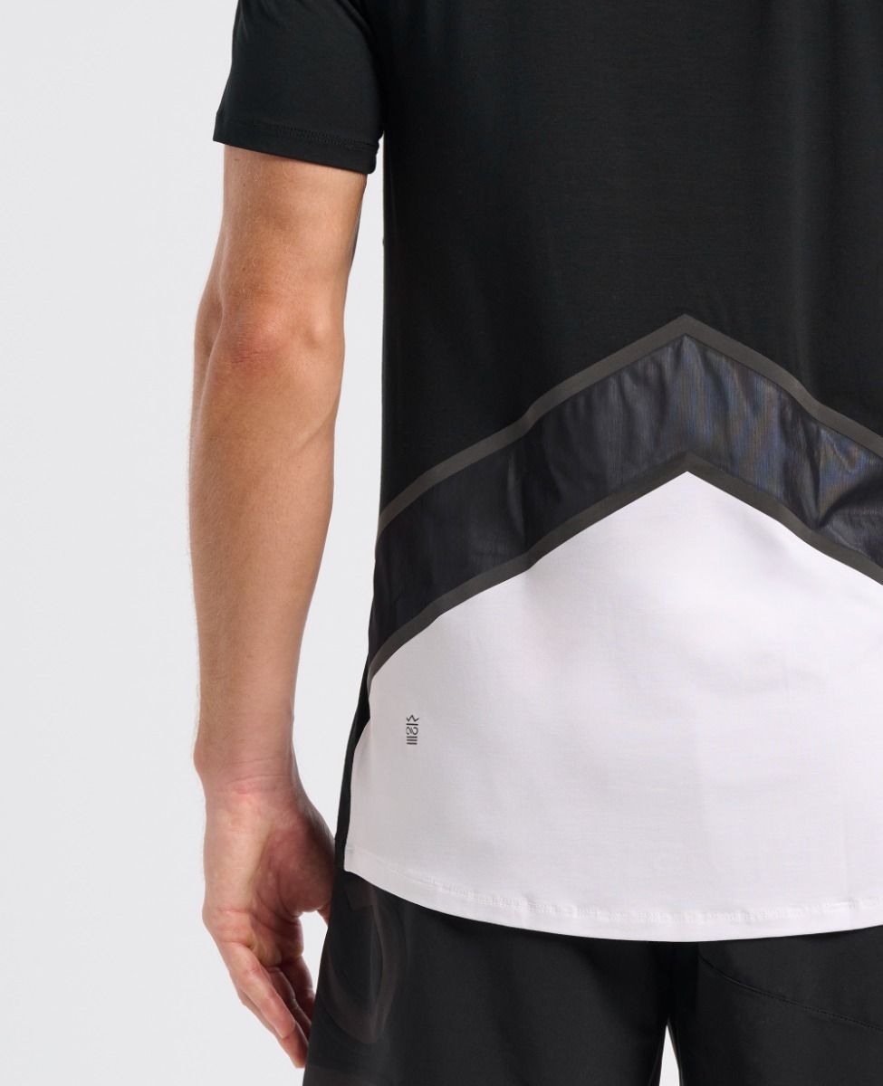 main product photo Essential Lined T-Shirt Black