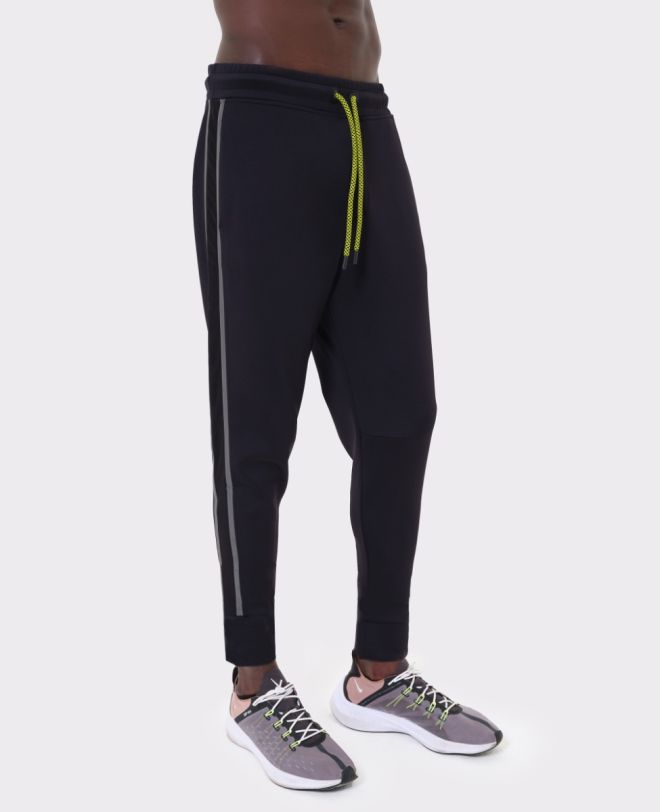 Daring Joggers Black